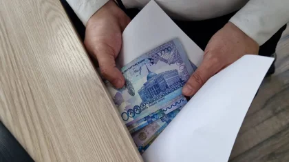 Столичный чиновник заплатит штраф за взятку