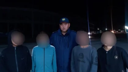 Поющих ночью на улицах детей ловят полицейские Шымкента