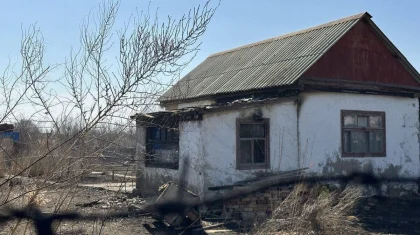 Пожары в Атырауской области: огонь подобрался к домам жителей
