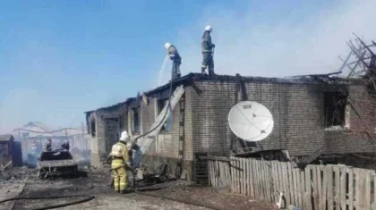 Газовые баллоны взорвались во время пожара в Костанайской области