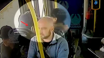 Работа карманницы попала на видео в алматинском автобусе
