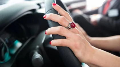 Автоледи с долгами в 20 млн необычным способом вычислили полицейские