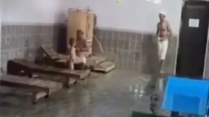 Дети спят на полу, в сауне полуголые мужчины: видео из детского лагеря шокировало казахстанцев