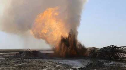 Больше месяца горит нефтяная скважина на месторождении в Мангистау