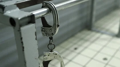 Почти на 500 тысяч тенге обманул мошенник из колонии жительницу Уральска