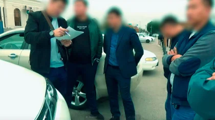 Акима поймали на взятке в Алматинской области: озвучены подробности