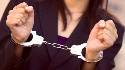 Обманувшую казахстанцев на 56 миллионов тенге аферистку осудили в Шымкенте