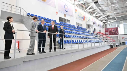 Токаев посетил легкоатлетический центр «Ольга Рыпакова»
