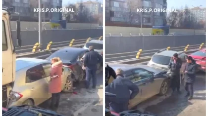 Бетономешалка столкнулась с 6 автомобилями в Алматы: видео с места ДТП