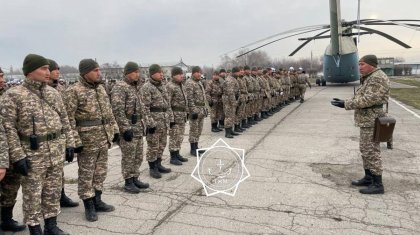 Военнослужащие МЧС совершили марш в лагерь для «пострадавшего населения» в Алматы