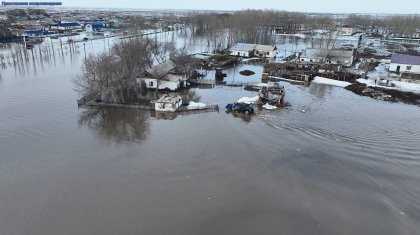 «Народ в панике»: село в Костанайской области утопает в воде