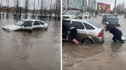 Толкающих по колено в воде автомобиль девушек сняли на видео в Актобе