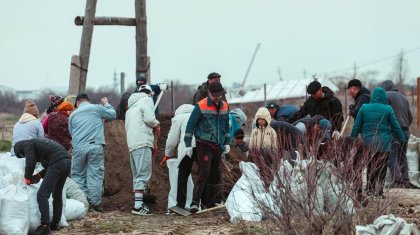 В противопаводковых мероприятиях в Акмолинской области активно участвуют сельчане – депутат