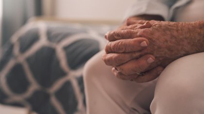 89-летняя пенсионерка покончила с собой в Атырау