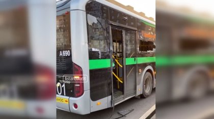 Два пассажирских автобуса попали в ДТП в Астане (ВИДЕО)