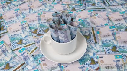 Казахстанцев завлекают новыми «выплатами» от государства