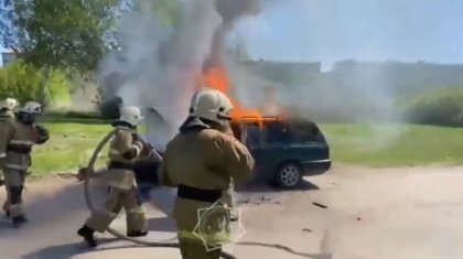 Две машины загорелись в Костанайской области (ВИДЕО)