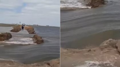 Дорогу затопило талой водой в Атырауской области (ВИДЕО)