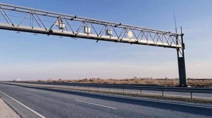 Жители Байсерке перекрыли дорогу с требованием обезопасить их