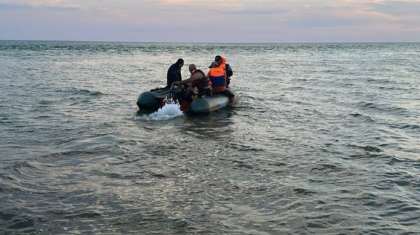 Сын утонул, отцу помогли спасатели в одном из каналов вблизи Актау