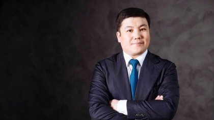 Недовольного Турсынбека Кабатова отправили за решетку