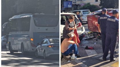 Полицейская машина столкнулась с легковушкой в центре Алматы