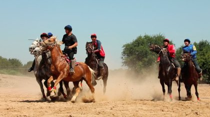 Казахстанские кокпаристы активно готовятся к V Всемирным играм кочевников (ВИДЕО)