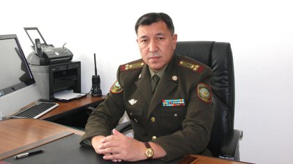 Эксплуатировал военнослужащих: экс-замглавы МЧС получил срок