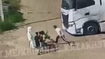 Мужчина жестоко избил детей в Акмолинской области (ВИДЕО)