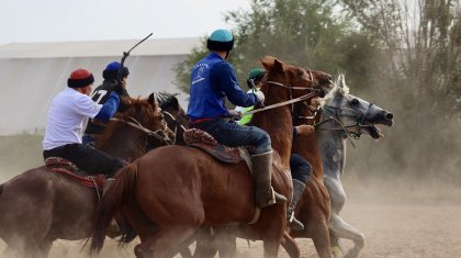 Казахстанские спортсмены готовятся к соревнованиям по кок бору