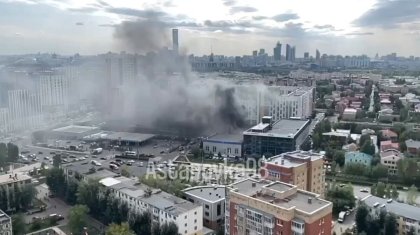 Автосервис горит в Астане (ВИДЕО)