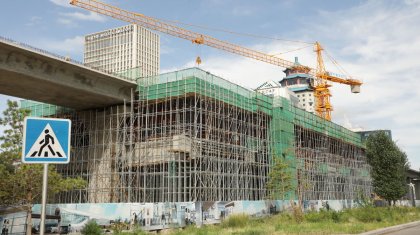 Возведение опор LRT завершили в Астане