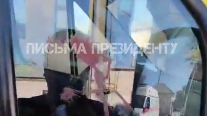 Мужчина напал на медиков скорой помощи и ранил полицейского в Мангистау