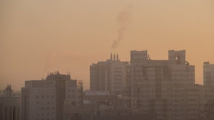 Сильное загрязнение сохраняется в городе на севере Казахстана