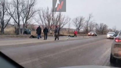 Водитель машины сбил двух пешеходов на обочине дороги в Аркалыке (ВИДЕО)