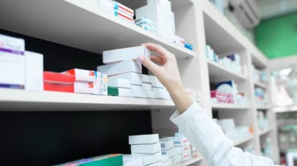 Лекарства по ОСМС не смогут получать выехавшие за рубеж казахстанцы