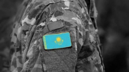 Военного командира задержали с 12 кг наркотиков на карагандинской трассе – СМИ
