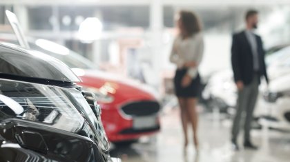 Известные казахстанские автодилеры при продаже машин навязывали допоборудования и иные услуги