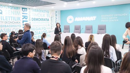 Столичным студентам показали и рассказали, как работает партия «AMANAT»