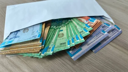 Налоговика отправили в тюрьму за взятку в 75 млн тенге в ЗКО