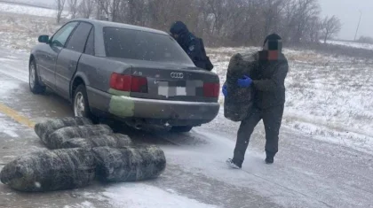 Сотни килограммов наркотиков вез водитель на трассе Караганда – Астана