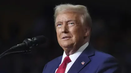 Трамп подписал указ о пошлинах на товары из Канады, Мексики и Китая