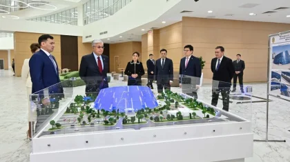 Токаев посетил Архив президента, перевезенный из Алматы в Астану