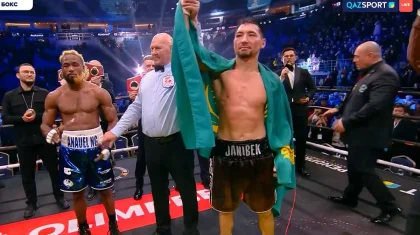 Жанибек Алимханулы нокаутом выиграл чемпионский бой с непобежденным французом