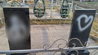 Неизвестные осквернили могилы непристойными рисунками в Макинске