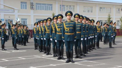 Эффектную акцию ко Дню Победы провели 80 военнослужащих Нацгвардии