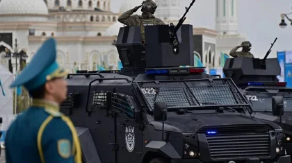 Кого пригласили на военный парад в Астане