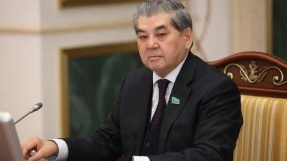 Президент наградил Куаныша Султанова орденом «Отан»