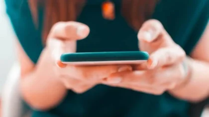 «Вымогали 2 млн тенге за интим с малолеткой»: актюбинка отдала iPhone мошеннику
