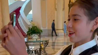 «Мама, я в Акорде»: видео 12-летней школьницы тронуло казахстанцев